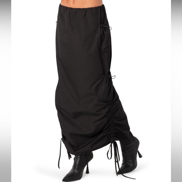 EDIKTED Nylon Cargo Maxi Skirt Size xs Black - Picture 2 of 9